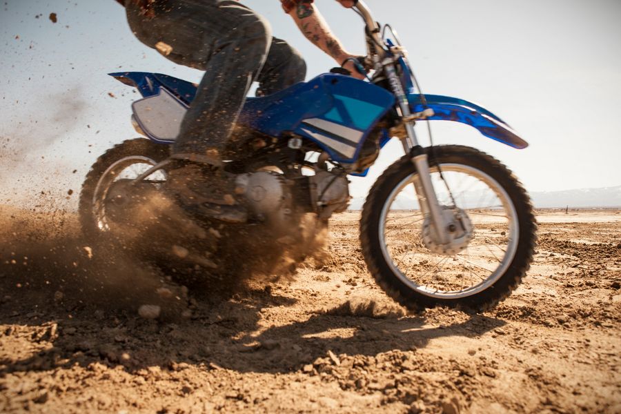 que cubre seguro moto campo